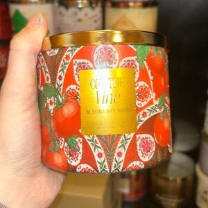 Bath and Body Works Off The Vine 3 Wick Candle